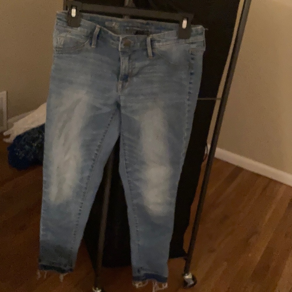 Ankle stop skinny jeans